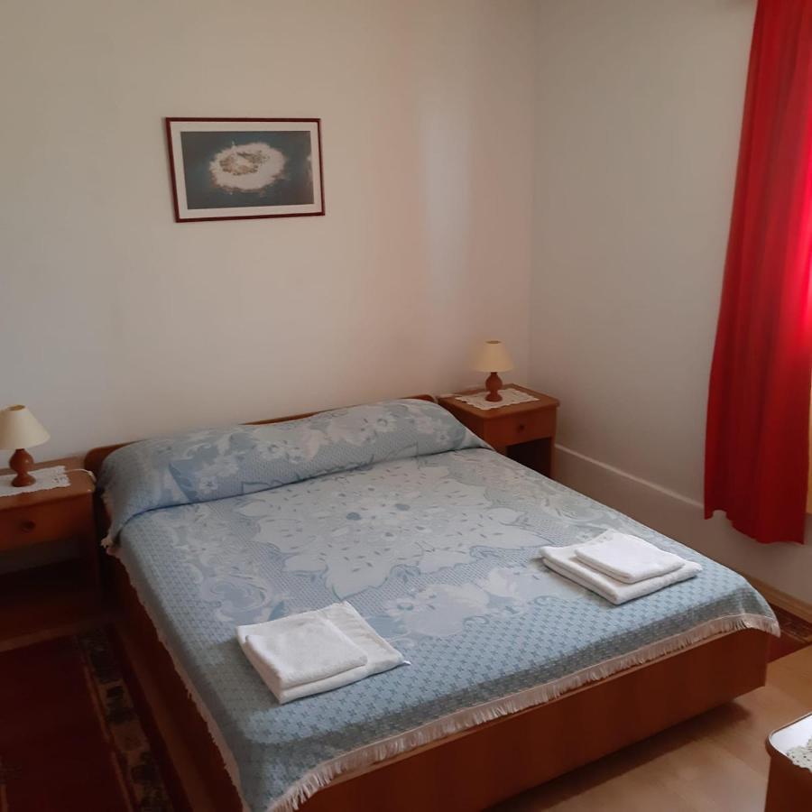 Apartmani Maria Preko Bagian luar foto