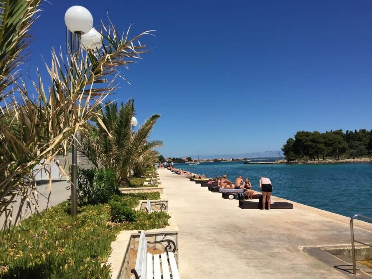 Apartmani Maria Preko Bagian luar foto