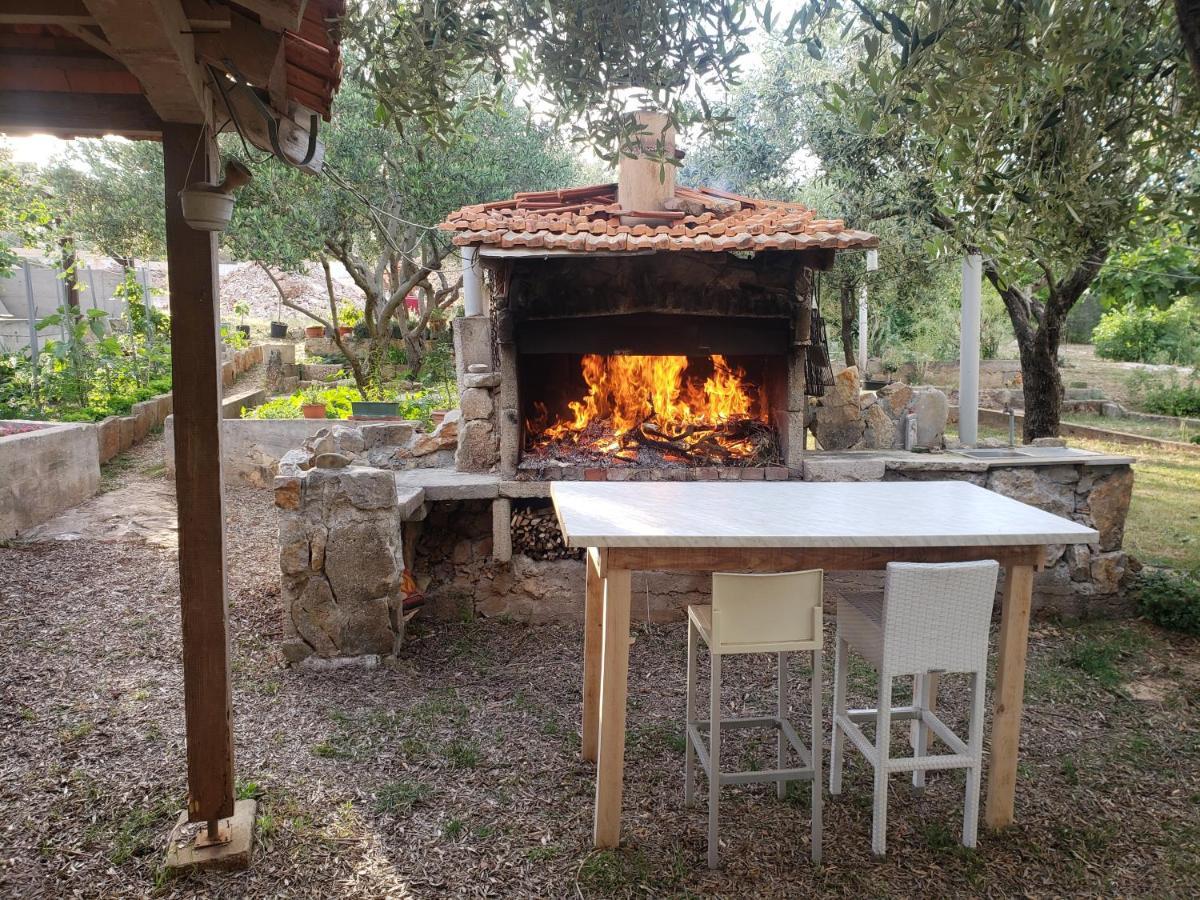 Apartmani Maria Preko Bagian luar foto